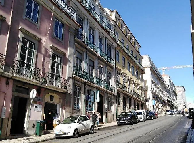 bairro alto-chiado 2 bdr beautifull view
